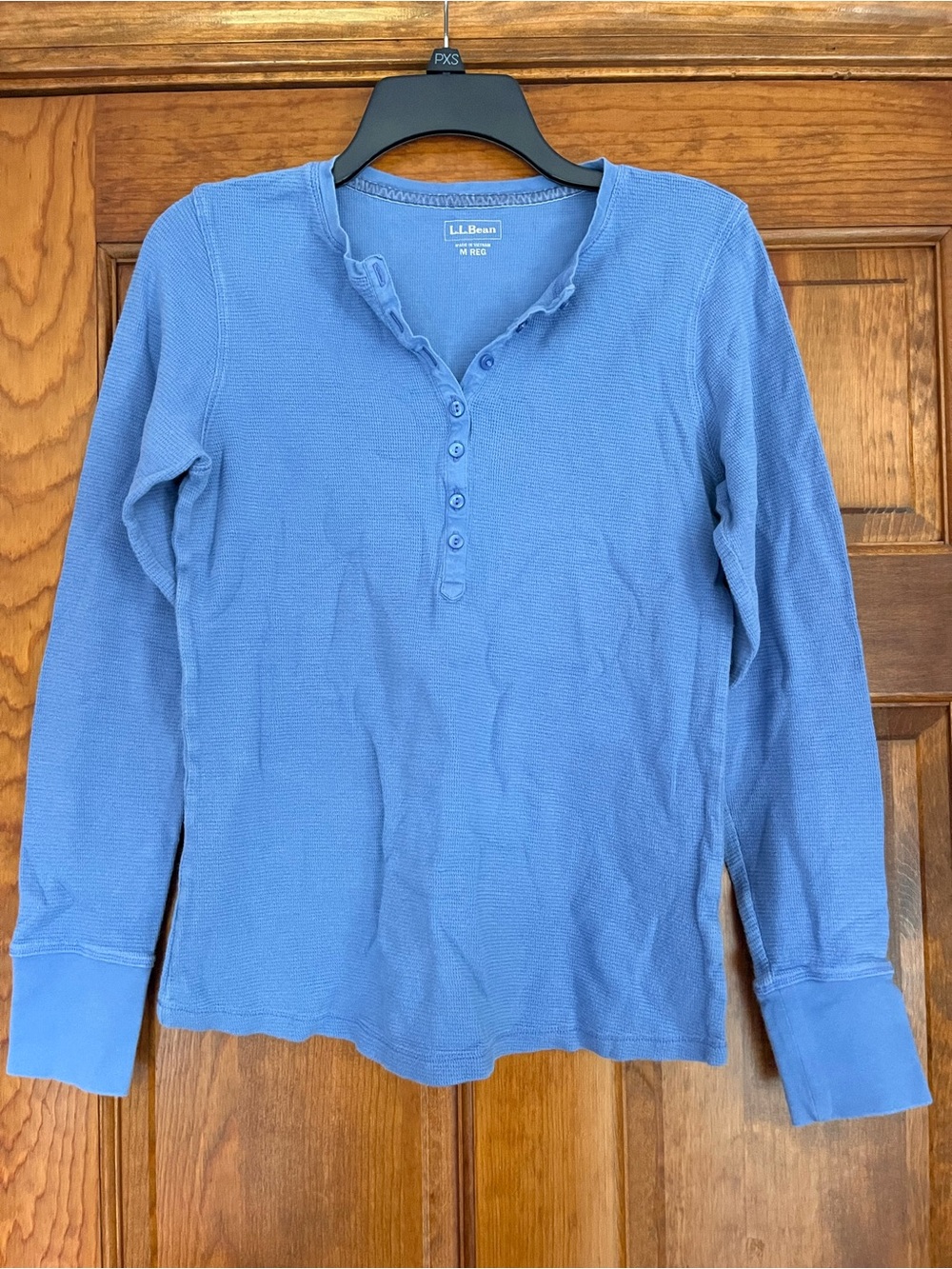 L.L. Bean Women's Light Blue Long-Sleeve Henley